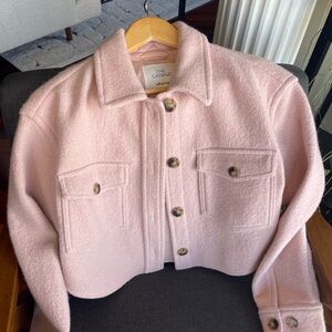 Cropped pink jacket